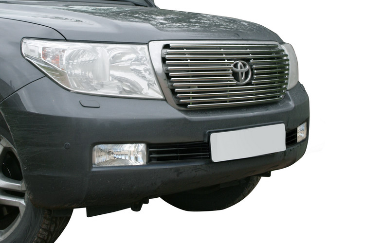 РЕШЕТКА РАДИАТОРА D16 TOYOTA LAND CRUISER 200 2007