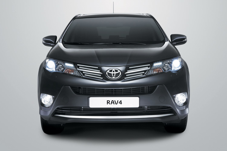 РЕШЕТКИ РАДИАТОРА D16 TOYOTA RAV4 2012