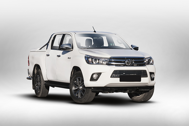 РЕШЕТКА ВОЗДУХОЗАБОРНИКА D10 TOYOTA HILUX 2015