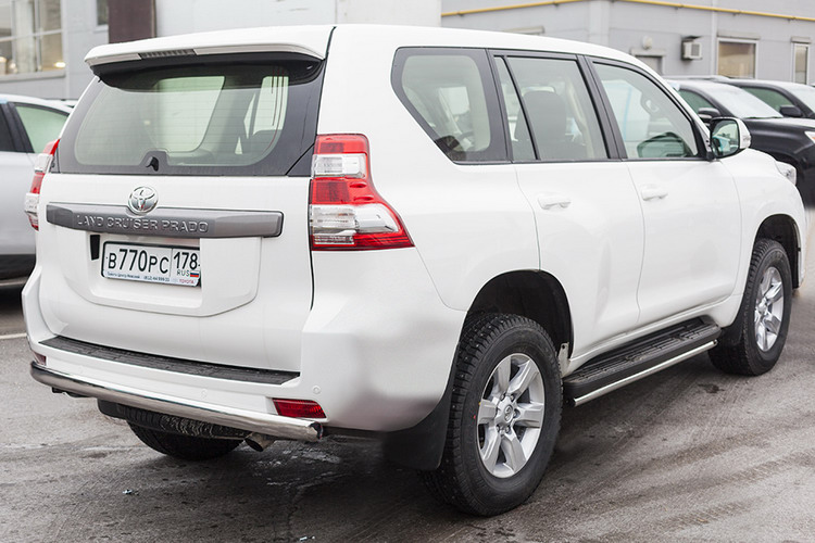 ЗАЩИТА ЗАДНЯЯ ОВАЛЬНАЯ 75Х42 TOYOTA LAND CRUISER 150